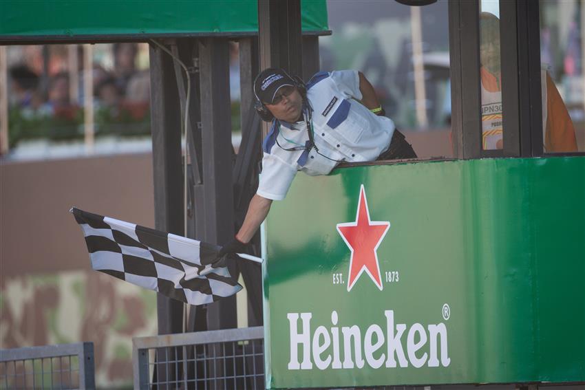 Suzuka chequered flag